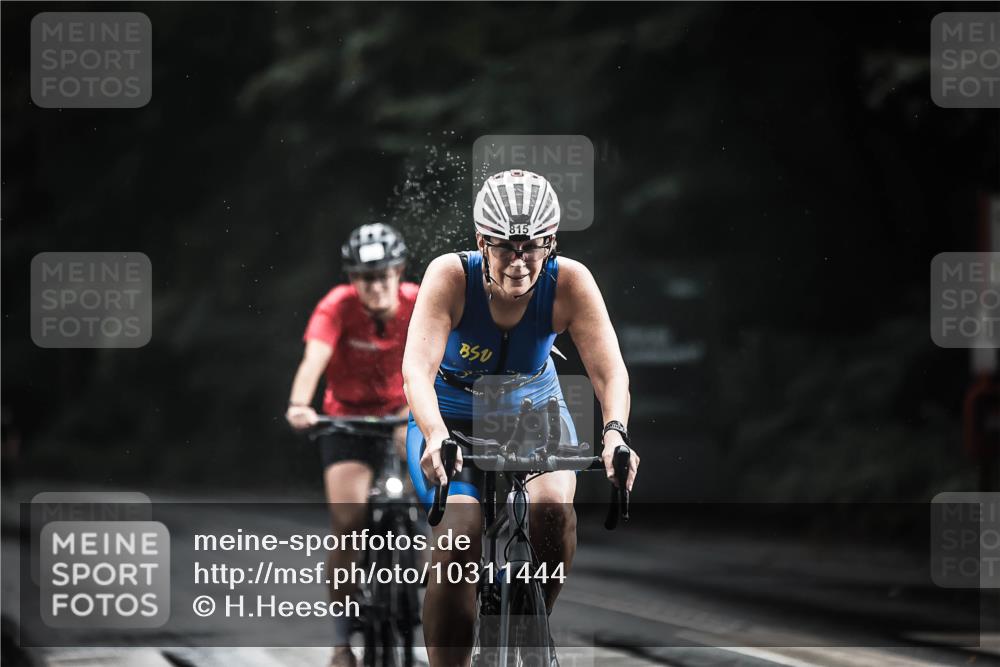 13.09.2026 - Stadtparktriathlon H.Heesch http://msf.ph/oto/10311444 13.09.2026 11:44:45 Radfahren 720, 759, 790, 806, 815, 903 meine-sportfotos.de