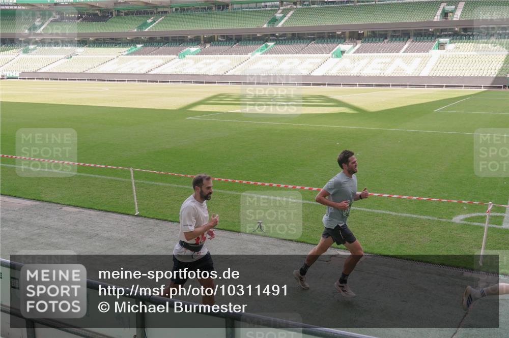 13.09.2026 - 21. swb-Marathon Bremen Michael Burmester http://msf.ph/oto/10311491 13.09.2026 12:46:45 Laufen im Stadion 195, 474, 538, 567, 604, 621, 697, 788, 868, 1017, 1034, 1181, 1241, 1277, 1554, 1863, 2021, 2084, 2087, 2266, 2297, 2538, 2646, 2809, 2889, 3118, 3196, 3284, 3297, 3424, 3520, 4025, 4110, 4157, 4236, 4239, 4729, 4777, 4808, 4992, 5024, 5238, 5283, 5674, 5719, 5725, 5976, 6053, 6686, 6784, 6815, 6918, 7102, 7336, 7478, 7814, 7871, 8054, 8060, 8096, 8319, 8325, 8331, 8334, 8670, 8701, 8756, 8936, 8983, 9061, 9070, 9273, 9306, 9495, 9544, 9642, 9689, 9813, 9918, 9934, 439 meine-sportfotos.de