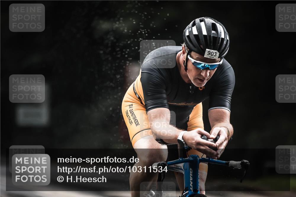 13.09.2026 - Stadtparktriathlon H.Heesch http://msf.ph/oto/10311534 13.09.2026 11:44:51 Radfahren 759, 763, 817, 903 meine-sportfotos.de