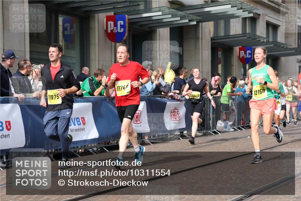 13.09.2026 - 21. swb-Marathon Bremen Strokosch-Dieckow http://msf.ph/oto/10311554 13.09.2026 10:55:27 Ziel 10203, 10243, 10297, 10374, 10379, 10423, 10529, 10550, 10703, 10788, 10809, 10881, 10952, 11377, 11510, 11557, 11748, 11862, 11975, 12030, 12108, 12125, 12143, 12150, 12188, 12348, 12484, 10256, 10555, 10725, 11001, 11014, 11414, 11466, 11631, 11910, 11941, 11977, 12201, 12218, 12258, 12348, 12549 meine-sportfotos.de
