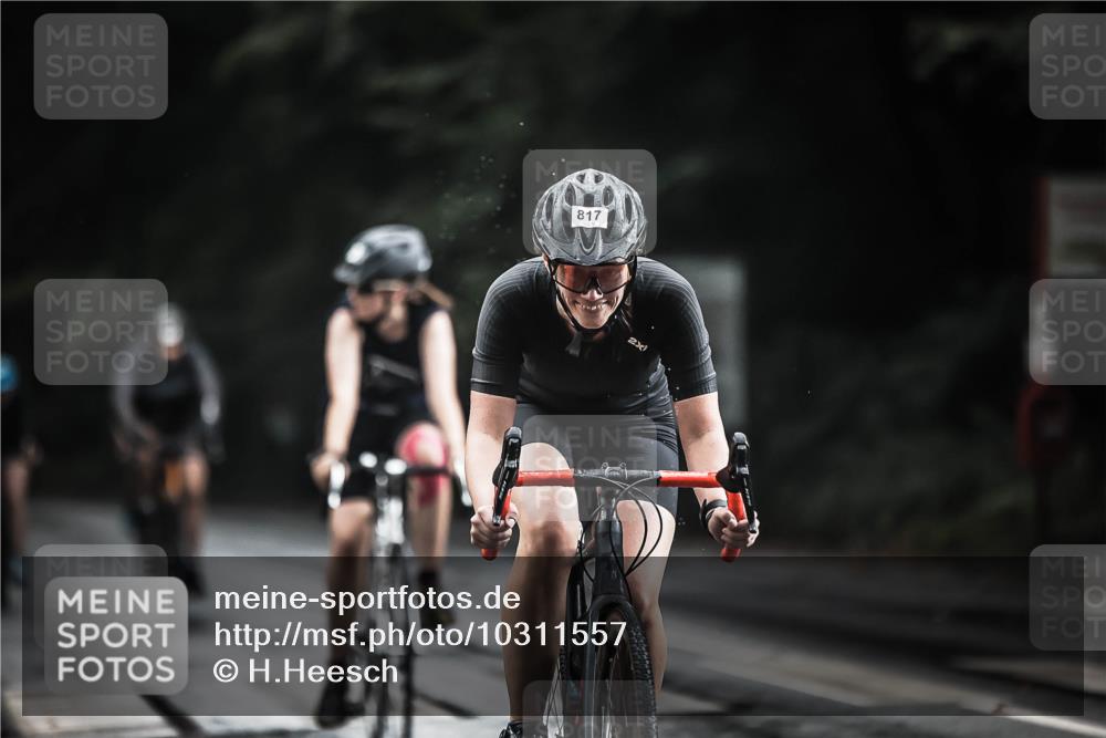 13.09.2026 - Stadtparktriathlon H.Heesch http://msf.ph/oto/10311557 13.09.2026 11:44:56 Radfahren 763, 769, 817, 852, 880, 903 meine-sportfotos.de