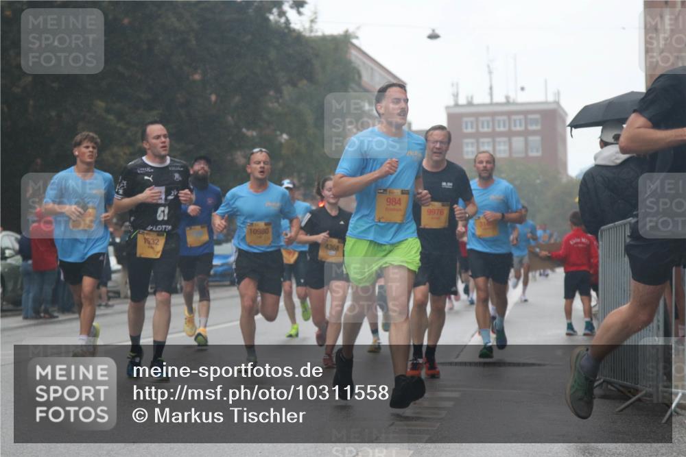 13.09.2026 - Kiel Lauf Markus Tischler http://msf.ph/oto/10311558 13.09.2026 10:37:16 Fleethörn 10980, 4368, 1532, 39, 984, 9976 meine-sportfotos.de