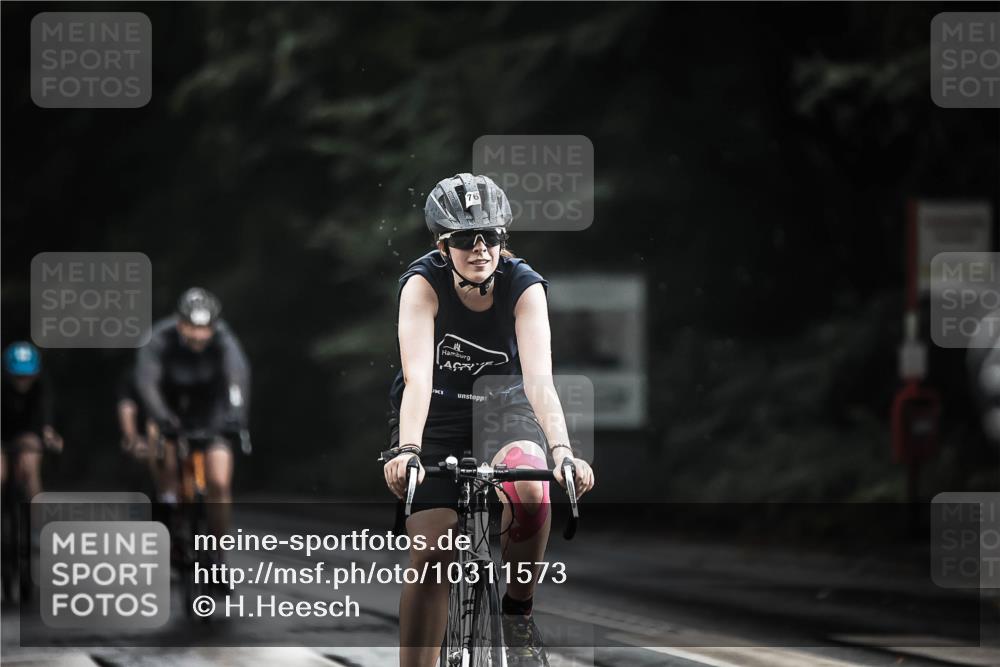 13.09.2026 - Stadtparktriathlon H.Heesch http://msf.ph/oto/10311573 13.09.2026 11:44:56 Radfahren 763, 769, 817, 852, 880, 903 meine-sportfotos.de