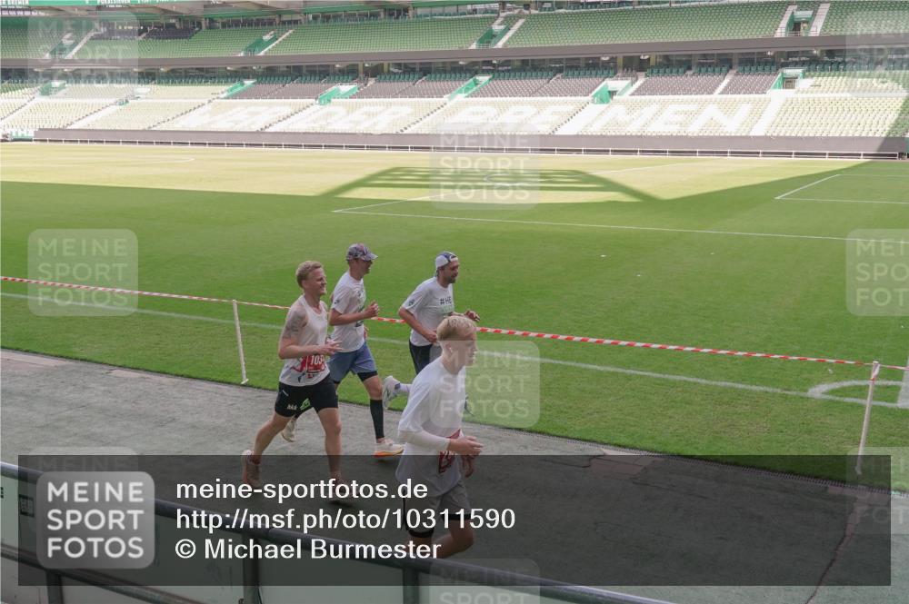 13.09.2026 - 21. swb-Marathon Bremen Michael Burmester http://msf.ph/oto/10311590 13.09.2026 12:46:57 Laufen im Stadion 195, 538, 567, 604, 621, 697, 868, 1017, 1034, 1181, 1241, 1277, 1554, 1863, 2021, 2084, 2087, 2266, 2297, 2538, 2646, 2809, 2889, 3118, 3196, 3284, 3297, 3424, 3520, 3794, 4025, 4110, 4157, 4236, 4239, 4614, 4729, 4777, 4808, 4992, 5024, 5238, 5283, 5674, 5719, 5725, 5803, 5976, 6053, 6686, 6708, 6784, 6815, 7102, 7336, 7538, 7814, 7871, 8060, 8319, 8325, 8331, 8334, 8621, 8670, 8701, 8756, 8936, 8980, 8983, 9061, 9273, 9495, 9544, 9689, 9813, 9918, 9934, 439 meine-sportfotos.de