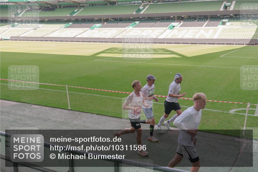 13.09.2026 - 21. swb-Marathon Bremen Michael Burmester http://msf.ph/oto/10311596 13.09.2026 12:46:57 Laufen im Stadion 195, 538, 567, 604, 621, 697, 868, 1017, 1034, 1181, 1241, 1277, 1554, 1863, 2021, 2084, 2087, 2266, 2297, 2538, 2646, 2809, 2889, 3118, 3196, 3284, 3297, 3424, 3520, 3794, 4025, 4110, 4157, 4236, 4239, 4614, 4729, 4777, 4808, 4992, 5024, 5238, 5283, 5674, 5719, 5725, 5803, 5976, 6053, 6686, 6708, 6784, 6815, 7102, 7336, 7538, 7814, 7871, 8060, 8319, 8325, 8331, 8334, 8621, 8670, 8701, 8756, 8936, 8980, 8983, 9061, 9273, 9495, 9544, 9689, 9813, 9918, 9934, 439 meine-sportfotos.de