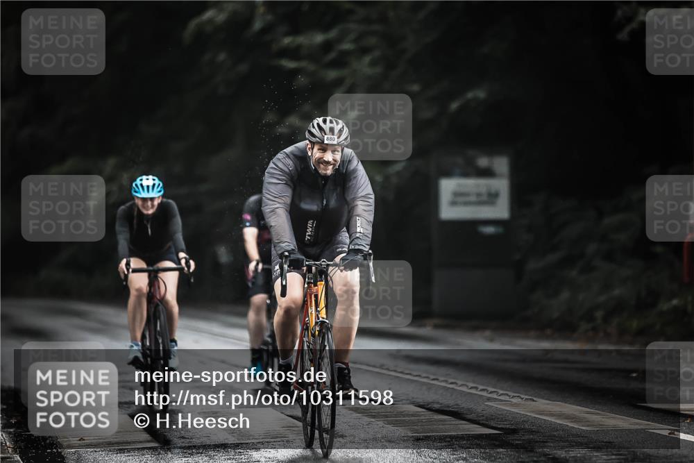 13.09.2026 - Stadtparktriathlon H.Heesch http://msf.ph/oto/10311598 13.09.2026 11:44:58 Radfahren 763, 769, 817, 852, 880 meine-sportfotos.de