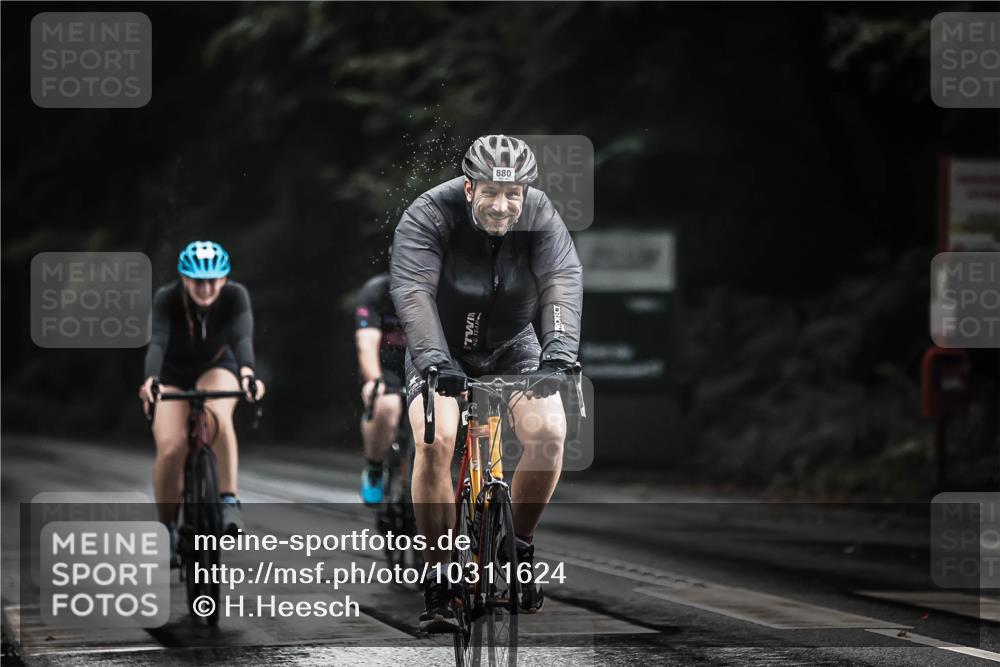 13.09.2026 - Stadtparktriathlon H.Heesch http://msf.ph/oto/10311624 13.09.2026 11:44:58 Radfahren 763, 769, 817, 852, 880 meine-sportfotos.de