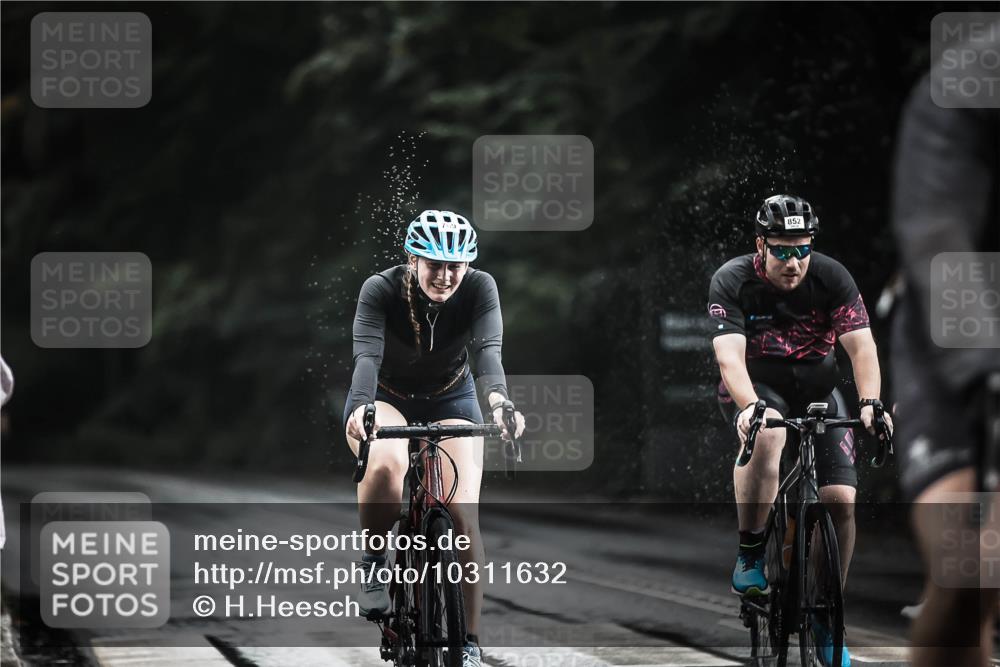 13.09.2026 - Stadtparktriathlon H.Heesch http://msf.ph/oto/10311632 13.09.2026 11:44:59 Radfahren 763, 769, 817, 852, 880 meine-sportfotos.de