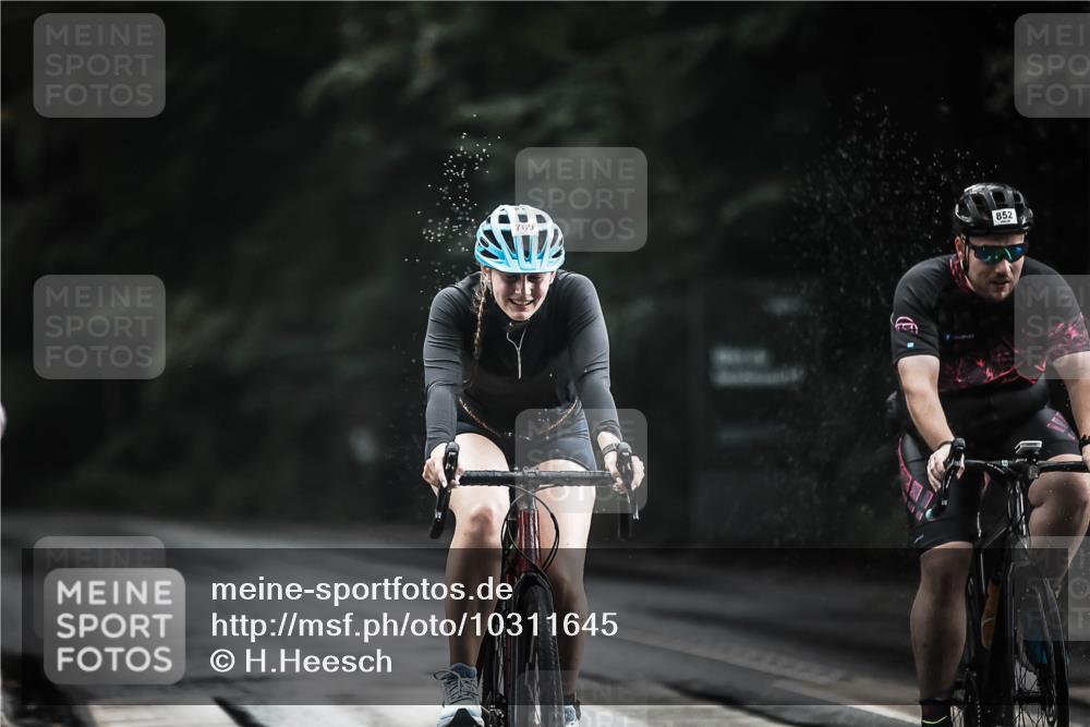 13.09.2026 - Stadtparktriathlon H.Heesch http://msf.ph/oto/10311645 13.09.2026 11:44:59 Radfahren 763, 769, 817, 852, 880 meine-sportfotos.de