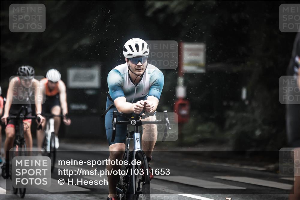 13.09.2026 - Stadtparktriathlon H.Heesch http://msf.ph/oto/10311653 13.09.2026 12:52:24 Radfahren 1104, 1169, 1221, 1229, 1233, 1247, 1270, 1302, 1307 meine-sportfotos.de