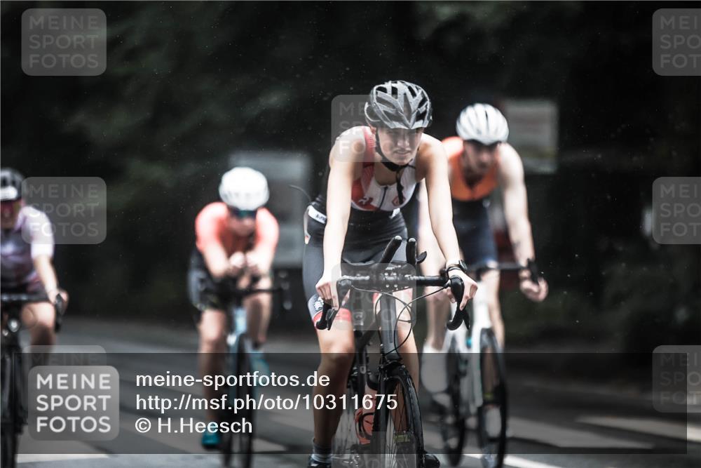 13.09.2026 - Stadtparktriathlon H.Heesch http://msf.ph/oto/10311675 13.09.2026 12:52:25 Radfahren 1104, 1169, 1221, 1229, 1233, 1247, 1270, 1302, 1307 meine-sportfotos.de