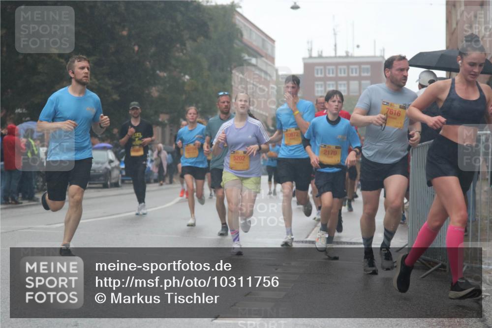 13.09.2026 - Kiel Lauf Markus Tischler http://msf.ph/oto/10311756 13.09.2026 10:37:40 Fleethörn 5202, 10872, 2170, 7616 meine-sportfotos.de