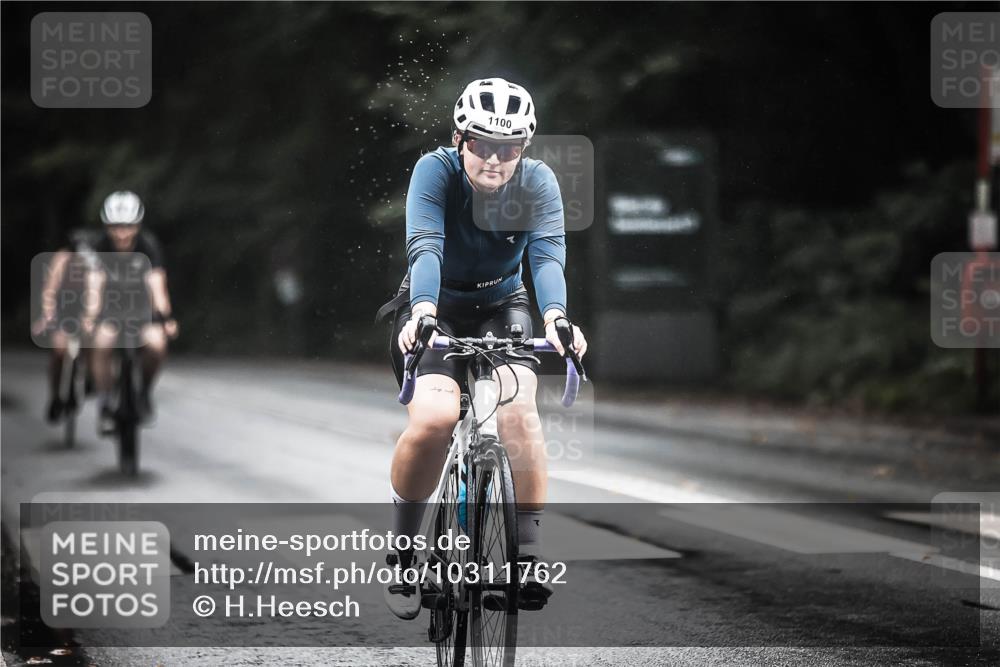 13.09.2026 - Stadtparktriathlon H.Heesch http://msf.ph/oto/10311762 13.09.2026 12:52:33 Radfahren 1075, 1100, 1209, 1230 meine-sportfotos.de