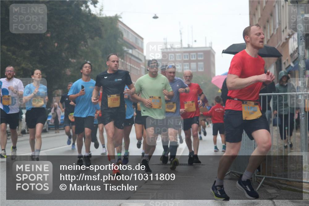 13.09.2026 - Kiel Lauf Markus Tischler http://msf.ph/oto/10311809 13.09.2026 10:37:47 Fleethörn 10580, 9493, 7180, 3322, 2514 meine-sportfotos.de