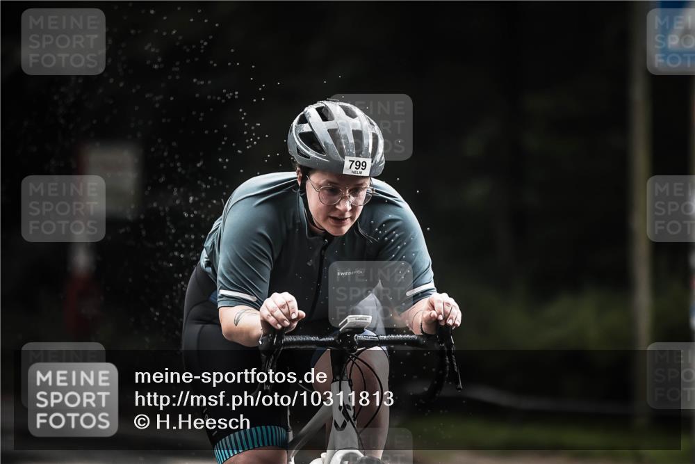 13.09.2026 - Stadtparktriathlon H.Heesch http://msf.ph/oto/10311813 13.09.2026 11:45:20 Radfahren 799 meine-sportfotos.de