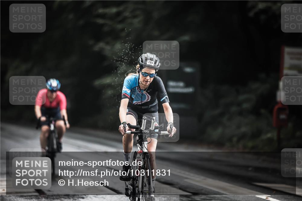 13.09.2026 - Stadtparktriathlon H.Heesch http://msf.ph/oto/10311831 13.09.2026 11:45:28 Radfahren 731, 789 meine-sportfotos.de