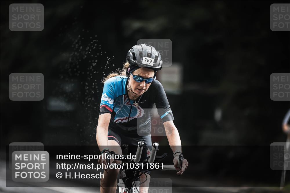13.09.2026 - Stadtparktriathlon H.Heesch http://msf.ph/oto/10311861 13.09.2026 11:45:29 Radfahren 731, 789, 895 meine-sportfotos.de