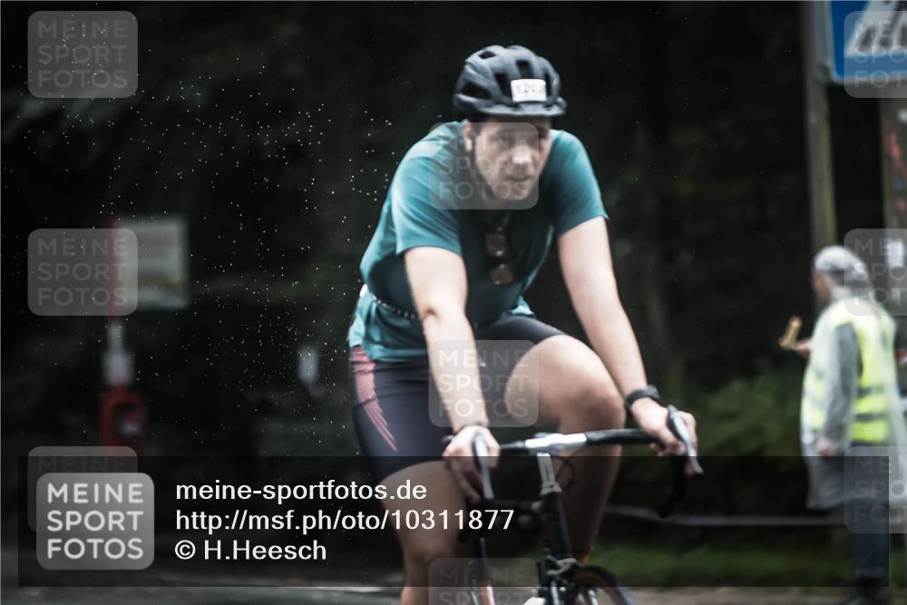 13.09.2026 - Stadtparktriathlon H.Heesch http://msf.ph/oto/10311877 13.09.2026 12:52:41 Radfahren 1075, 1195, 1203, 1209, 1230, 1267 meine-sportfotos.de