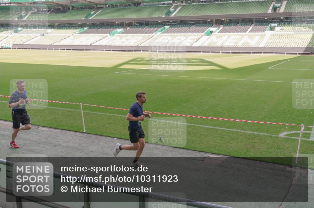 13.09.2026 - 21. swb-Marathon Bremen Michael Burmester http://msf.ph/oto/10311923 13.09.2026 12:47:27 Laufen im Stadion 384, 538, 567, 604, 621, 697, 868, 889, 1034, 1181, 1554, 1872, 2021, 2087, 2266, 2538, 2646, 2809, 2956, 3118, 3196, 3242, 3284, 3297, 3424, 3466, 3520, 3794, 3910, 4025, 4236, 4239, 4614, 4712, 4729, 4777, 4808, 4992, 5024, 5238, 5283, 5674, 5725, 5803, 5976, 6025, 6053, 6058, 6686, 6708, 6784, 6815, 7102, 7399, 7538, 7803, 7814, 7871, 8060, 8334, 8611, 8621, 8670, 8701, 8706, 8980, 8981, 8983, 9010, 9061, 9495, 9544, 9689, 9813, 9918, 9934 meine-sportfotos.de