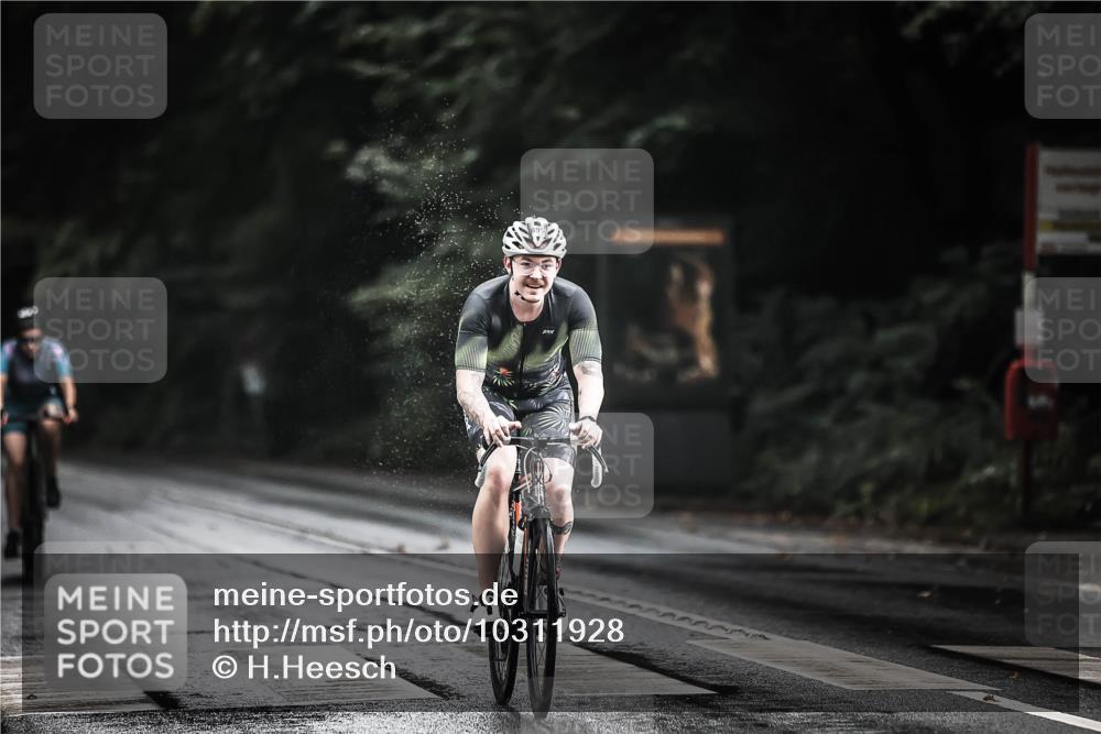 13.09.2026 - Stadtparktriathlon H.Heesch http://msf.ph/oto/10311928 13.09.2026 11:45:35 Radfahren 731, 749, 754, 789, 895 meine-sportfotos.de