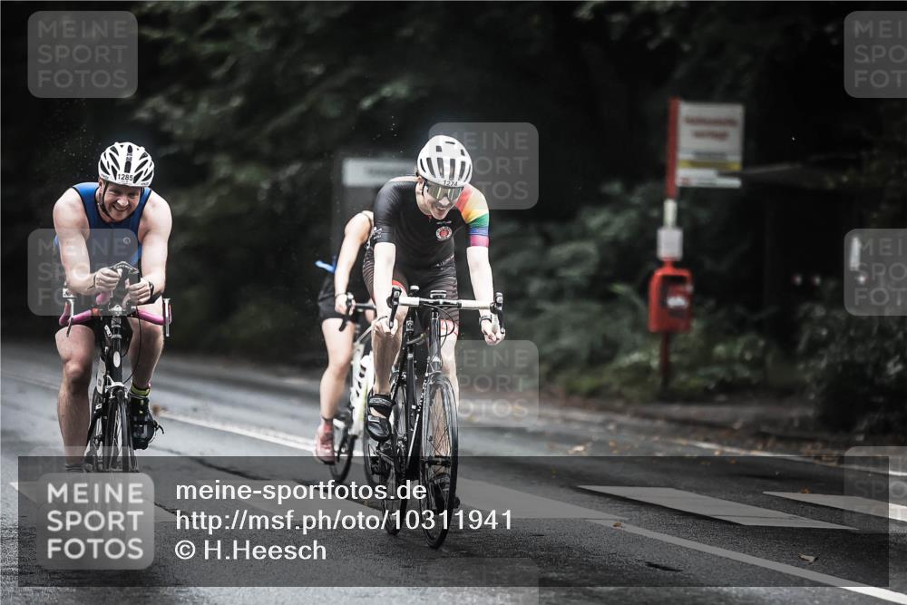 13.09.2026 - Stadtparktriathlon H.Heesch http://msf.ph/oto/10311941 13.09.2026 12:52:58 Radfahren 1081, 1134, 1157, 1194, 1274, 1285 meine-sportfotos.de