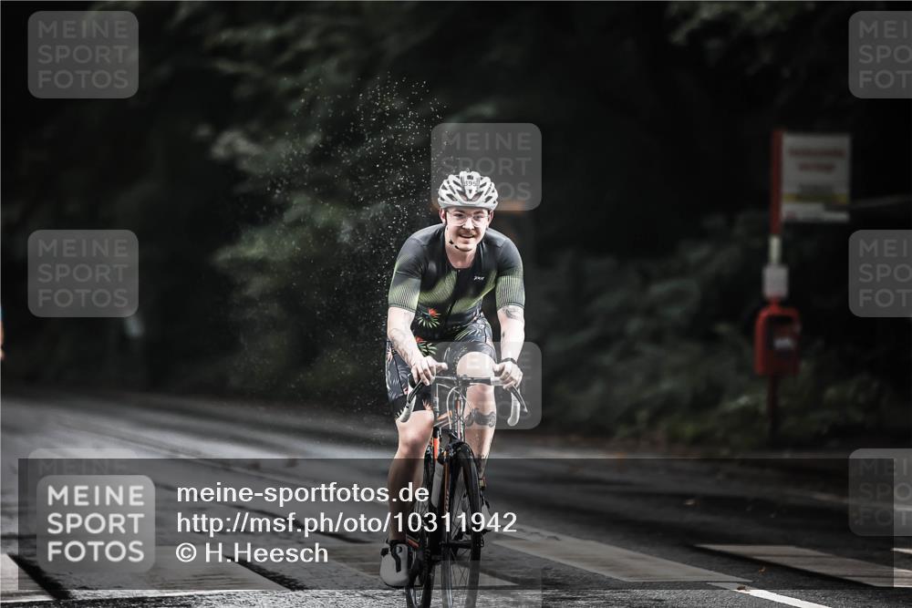 13.09.2026 - Stadtparktriathlon H.Heesch http://msf.ph/oto/10311942 13.09.2026 11:45:35 Radfahren 731, 749, 754, 789, 895 meine-sportfotos.de