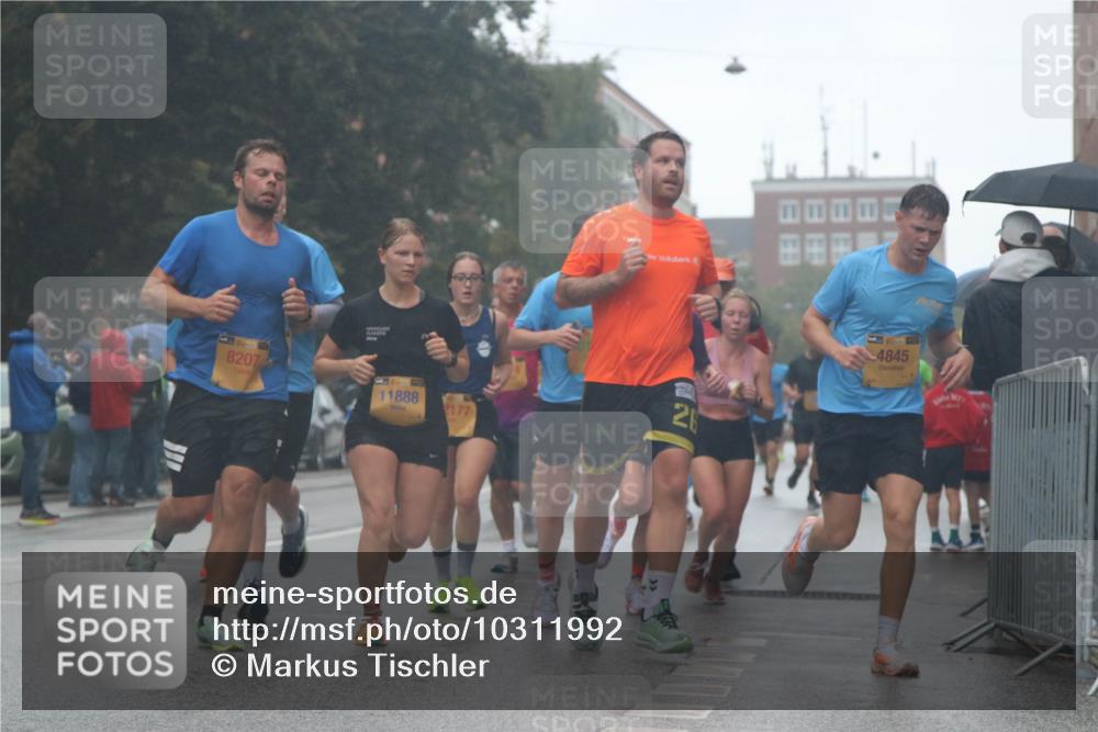 13.09.2026 - Kiel Lauf Markus Tischler http://msf.ph/oto/10311992 13.09.2026 10:38:09 Fleethörn 139, 8207, 3, 11888, 26, 2177, 4845 meine-sportfotos.de