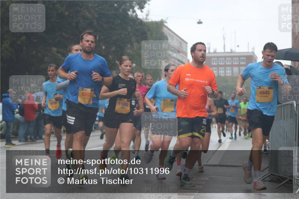 13.09.2026 - Kiel Lauf Markus Tischler http://msf.ph/oto/10311996 13.09.2026 10:38:09 Fleethörn 38, 8207, 5816, 11888, 10156, 21, 1, 395, 4845 meine-sportfotos.de