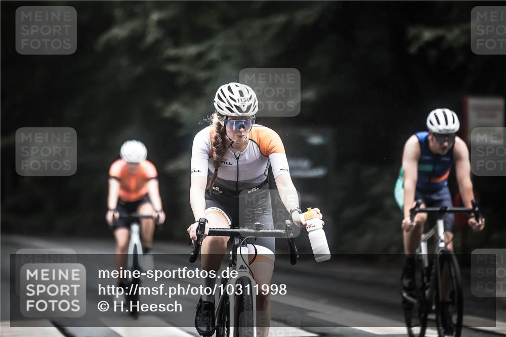 13.09.2026 - Stadtparktriathlon H.Heesch http://msf.ph/oto/10311998 13.09.2026 12:53:03 Radfahren 1081, 1134, 1157, 1194, 1274, 1285 meine-sportfotos.de