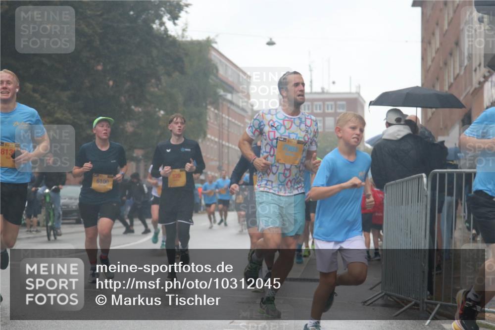 13.09.2026 - Kiel Lauf Markus Tischler http://msf.ph/oto/10312045 13.09.2026 10:38:14 Fleethörn 39, 813, 6100, 529, 1, 139, 7984 meine-sportfotos.de