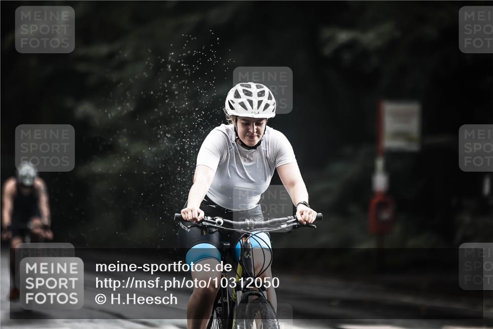 13.09.2026 - Stadtparktriathlon H.Heesch http://msf.ph/oto/10312050 13.09.2026 11:45:41 Radfahren 749, 754, 816, 839, 895 meine-sportfotos.de
