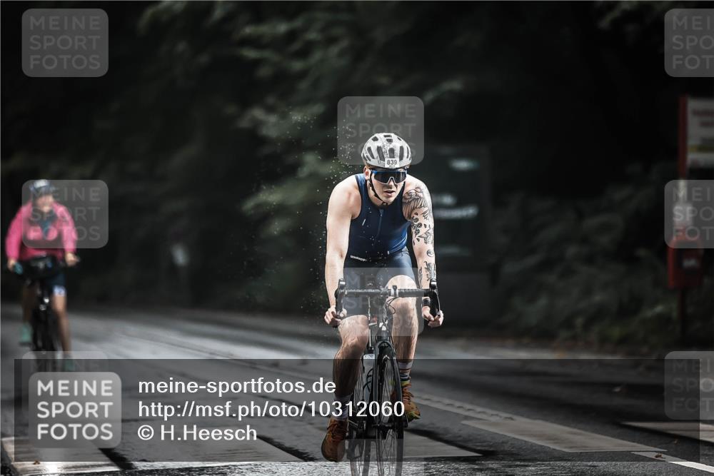 13.09.2026 - Stadtparktriathlon H.Heesch http://msf.ph/oto/10312060 13.09.2026 11:45:42 Radfahren 749, 754, 816, 839 meine-sportfotos.de