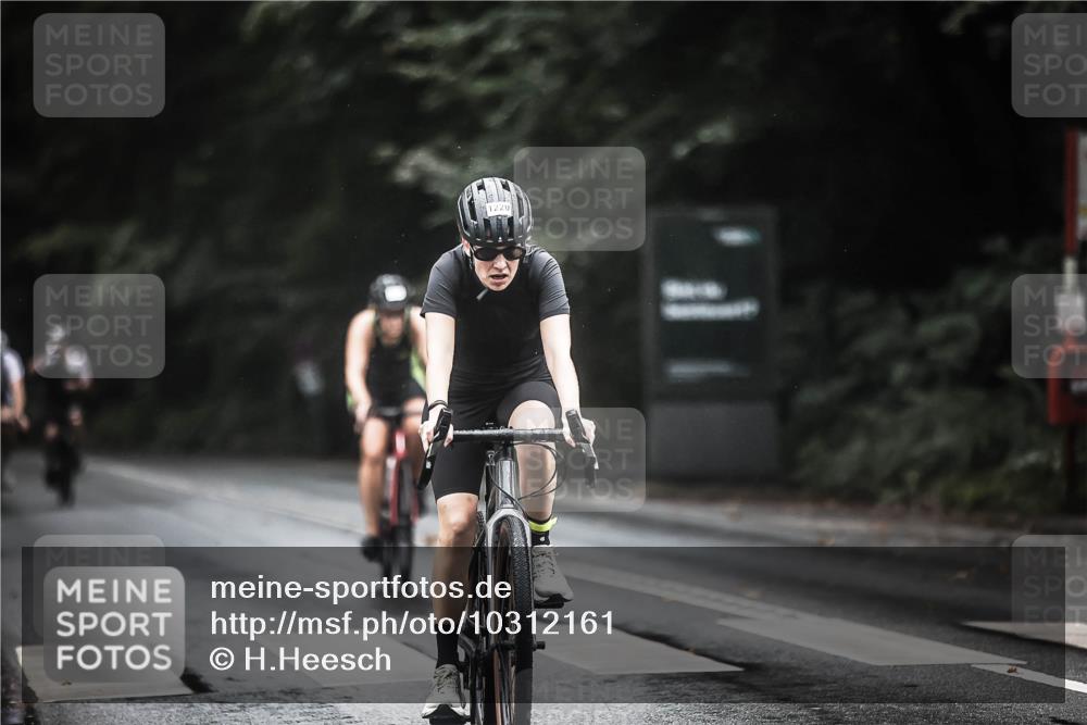 13.09.2026 - Stadtparktriathlon H.Heesch http://msf.ph/oto/10312161 13.09.2026 12:53:17 Radfahren 1102, 1148, 1199, 1220, 1228, 1282, 1298 meine-sportfotos.de