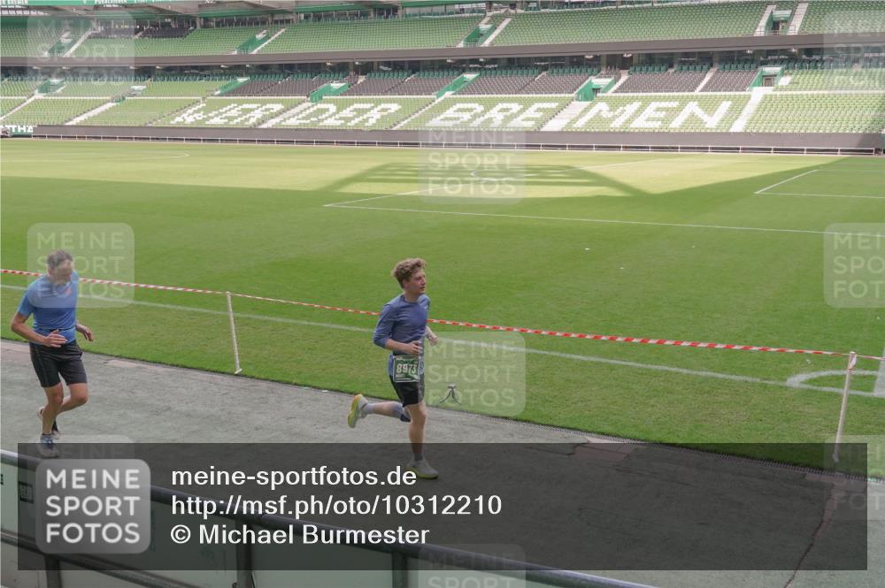 13.09.2026 - 21. swb-Marathon Bremen Michael Burmester http://msf.ph/oto/10312210 13.09.2026 12:48:00 Laufen im Stadion 382, 384, 604, 621, 826, 868, 889, 1349, 1554, 1872, 1925, 2021, 2266, 2538, 2605, 2646, 2844, 2956, 3110, 3118, 3127, 3196, 3242, 3284, 3297, 3424, 3466, 3520, 3794, 3910, 4025, 4236, 4239, 4614, 4712, 4729, 4732, 4777, 4808, 4992, 5725, 5803, 5976, 6025, 6053, 6058, 6686, 6708, 6784, 6815, 6951, 7064, 7102, 7399, 7538, 7636, 7803, 7814, 7871, 8060, 8334, 8611, 8621, 8706, 8877, 8973, 8980, 8981, 8983, 9010, 9035, 9061, 9429, 9544, 9689, 9813, 9918, 9934, 13091 meine-sportfotos.de
