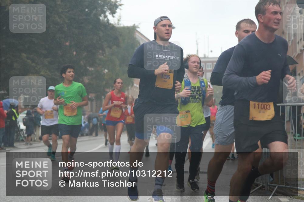 13.09.2026 - Kiel Lauf Markus Tischler http://msf.ph/oto/10312212 13.09.2026 10:38:30 Fleethörn 105, 1874, 1096, 1, 39, 5473, 11003 meine-sportfotos.de