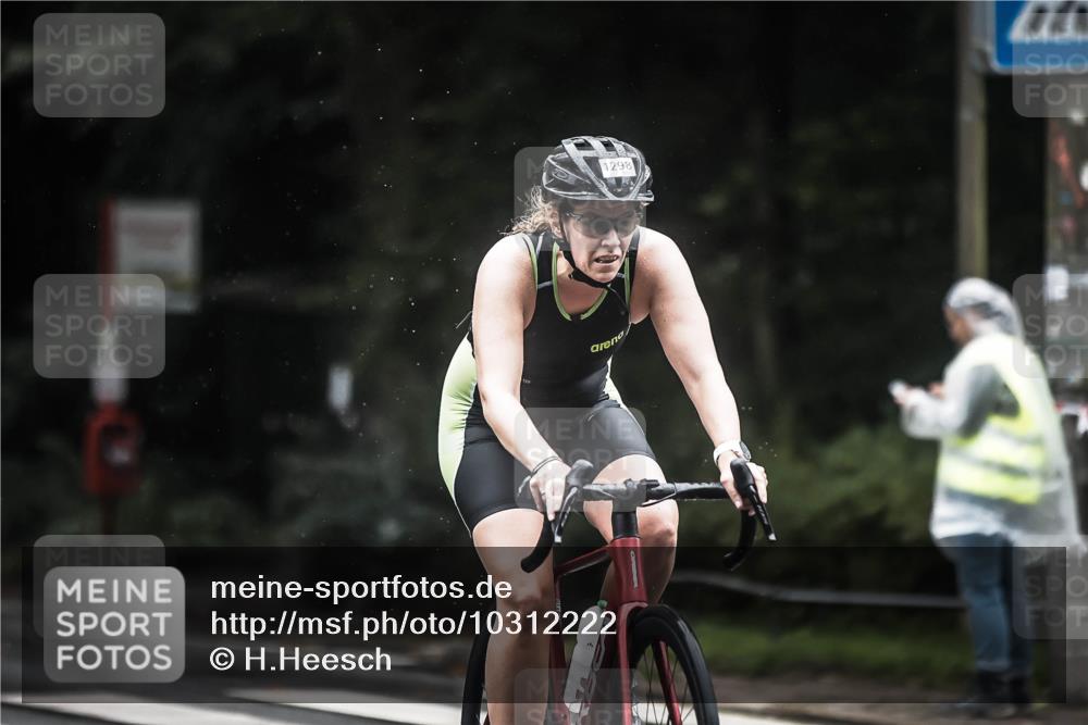 13.09.2026 - Stadtparktriathlon H.Heesch http://msf.ph/oto/10312222 13.09.2026 12:53:19 Radfahren 1102, 1148, 1199, 1220, 1228, 1282, 1298 meine-sportfotos.de