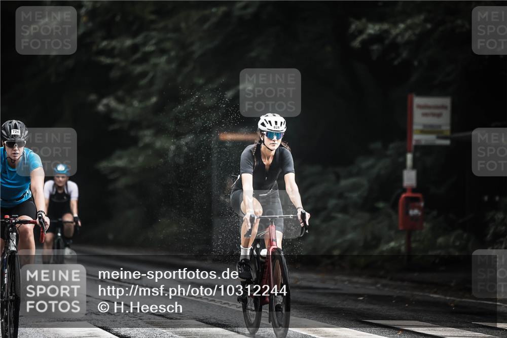 13.09.2026 - Stadtparktriathlon H.Heesch http://msf.ph/oto/10312244 13.09.2026 11:46:04 Radfahren 724, 733, 788, 803, 824, 874, 907 meine-sportfotos.de