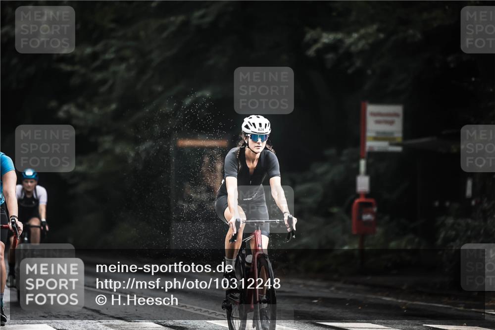 13.09.2026 - Stadtparktriathlon H.Heesch http://msf.ph/oto/10312248 13.09.2026 11:46:04 Radfahren 724, 733, 788, 803, 824, 874, 907 meine-sportfotos.de