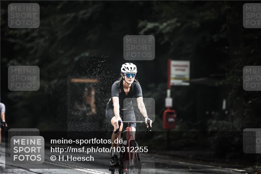 13.09.2026 - Stadtparktriathlon H.Heesch http://msf.ph/oto/10312255 13.09.2026 11:46:04 Radfahren 724, 733, 788, 803, 824, 874, 907 meine-sportfotos.de
