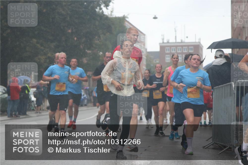 13.09.2026 - Kiel Lauf Markus Tischler http://msf.ph/oto/10312266 13.09.2026 10:38:36 Fleethörn 12023, 5568, 2942 meine-sportfotos.de