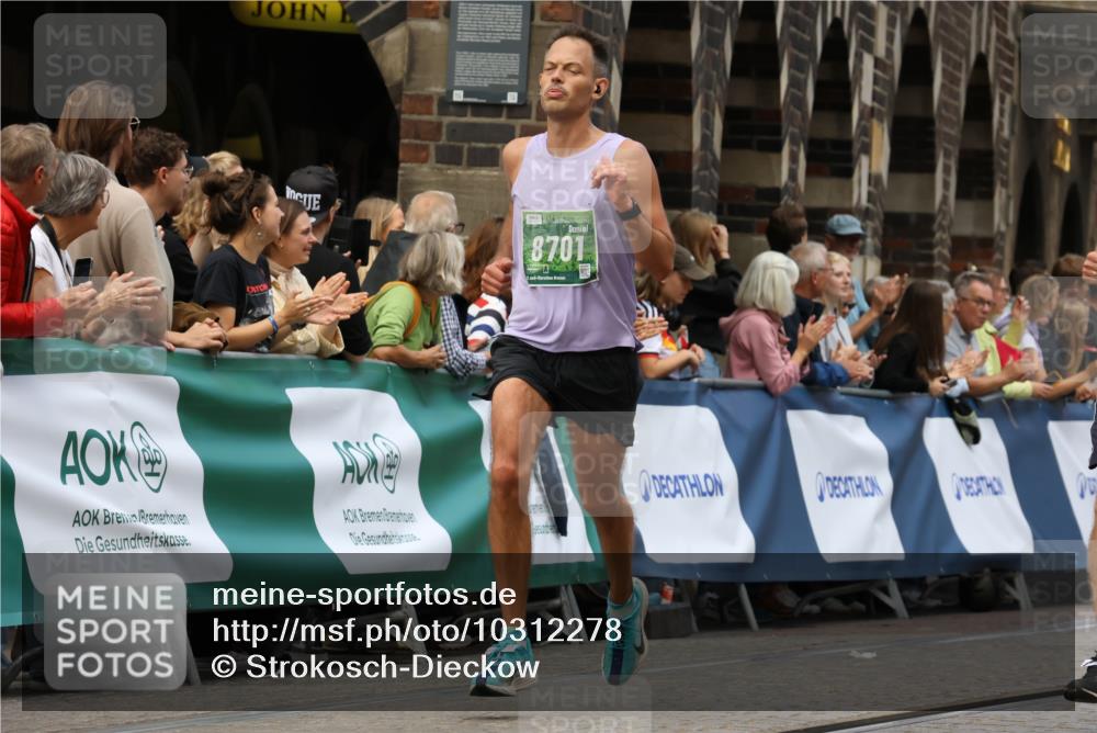 13.09.2026 - 21. swb-Marathon Bremen Strokosch-Dieckow http://msf.ph/oto/10312278 13.09.2026 13:04:38 Ziel 650, 1860, 3284, 3424, 4110, 4239, 6815, 7871, 9813, 1712, 2646, 5283, 5674, 7538, 7814, 8054, 8701, 9070, 9306, 9689, 13187 meine-sportfotos.de