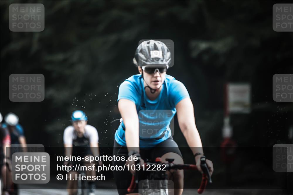 13.09.2026 - Stadtparktriathlon H.Heesch http://msf.ph/oto/10312282 13.09.2026 11:46:05 Radfahren 724, 733, 788, 803, 824, 871, 874, 907 meine-sportfotos.de