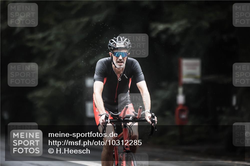 13.09.2026 - Stadtparktriathlon H.Heesch http://msf.ph/oto/10312285 13.09.2026 12:53:24 Radfahren 1199, 1228, 1254, 1282, 1298 meine-sportfotos.de