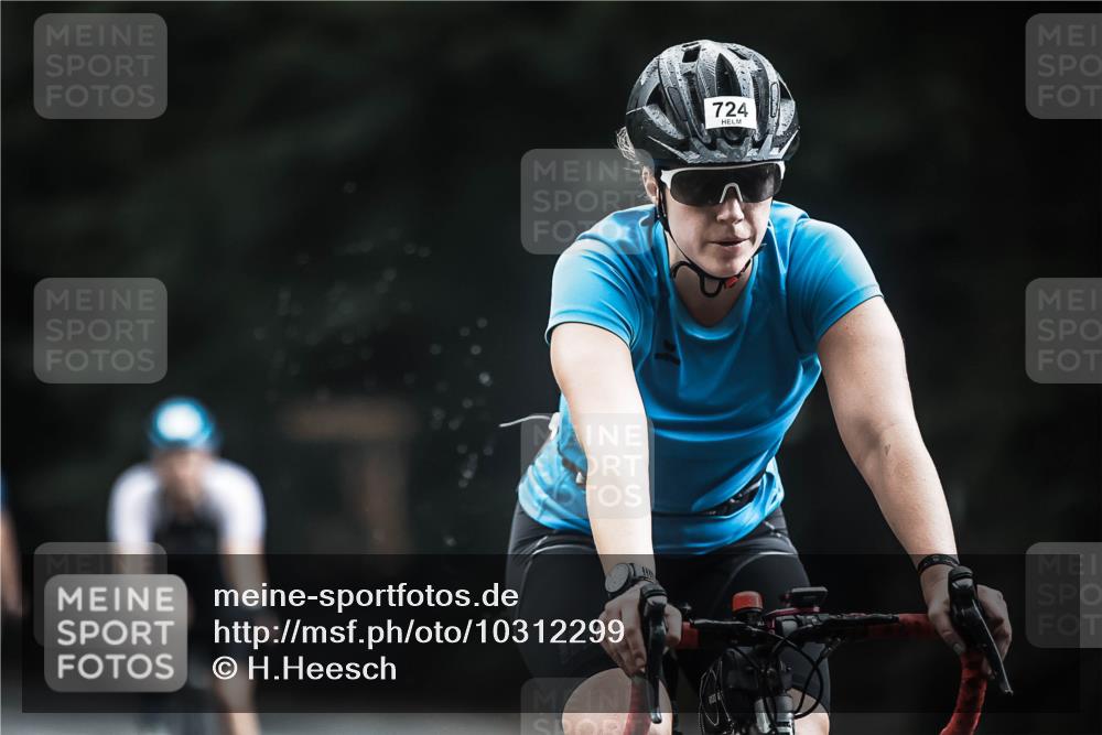 13.09.2026 - Stadtparktriathlon H.Heesch http://msf.ph/oto/10312299 13.09.2026 11:46:05 Radfahren 724, 733, 788, 803, 824, 871, 874, 907 meine-sportfotos.de