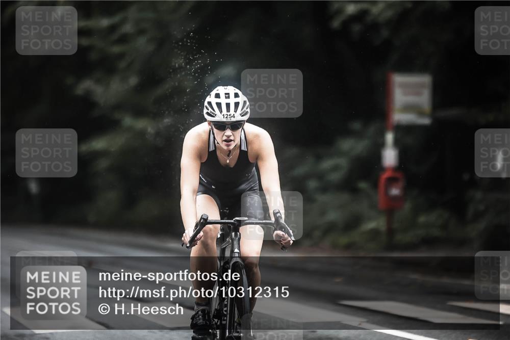 13.09.2026 - Stadtparktriathlon H.Heesch http://msf.ph/oto/10312315 13.09.2026 12:53:30 Radfahren 1254, 1280 meine-sportfotos.de