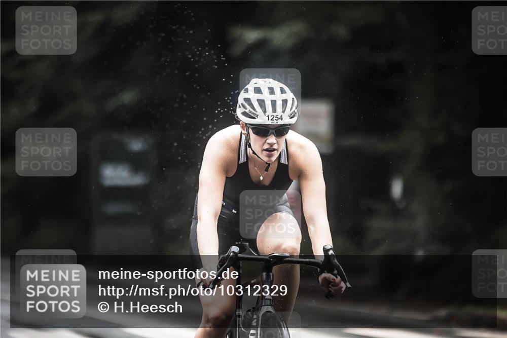 13.09.2026 - Stadtparktriathlon H.Heesch http://msf.ph/oto/10312329 13.09.2026 12:53:30 Radfahren 1254, 1280 meine-sportfotos.de