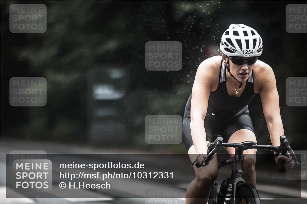 13.09.2026 - Stadtparktriathlon H.Heesch http://msf.ph/oto/10312331 13.09.2026 12:53:30 Radfahren 1254, 1280 meine-sportfotos.de