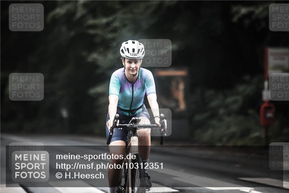 13.09.2026 - Stadtparktriathlon H.Heesch http://msf.ph/oto/10312351 13.09.2026 12:53:36 Radfahren 1280 meine-sportfotos.de