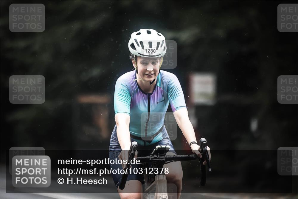13.09.2026 - Stadtparktriathlon H.Heesch http://msf.ph/oto/10312378 13.09.2026 12:53:36 Radfahren 1280 meine-sportfotos.de