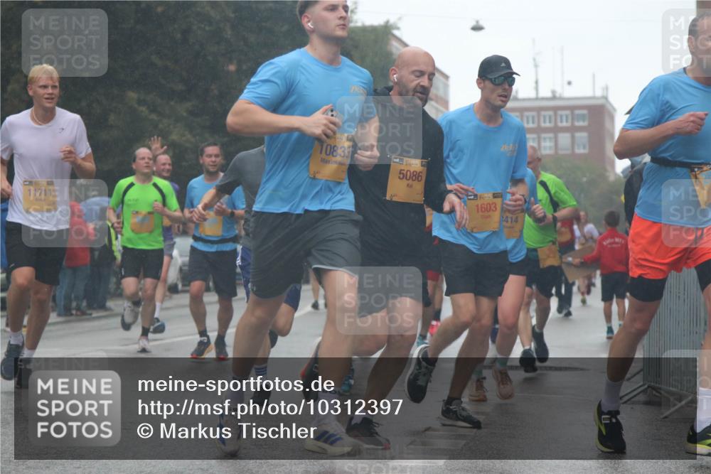 13.09.2026 - Kiel Lauf Markus Tischler http://msf.ph/oto/10312397 13.09.2026 10:38:54 Fleethörn 11711, 1, 10833, 38, 5086, 39, 1603, 1414 meine-sportfotos.de